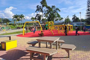 zona de juegos infantiles